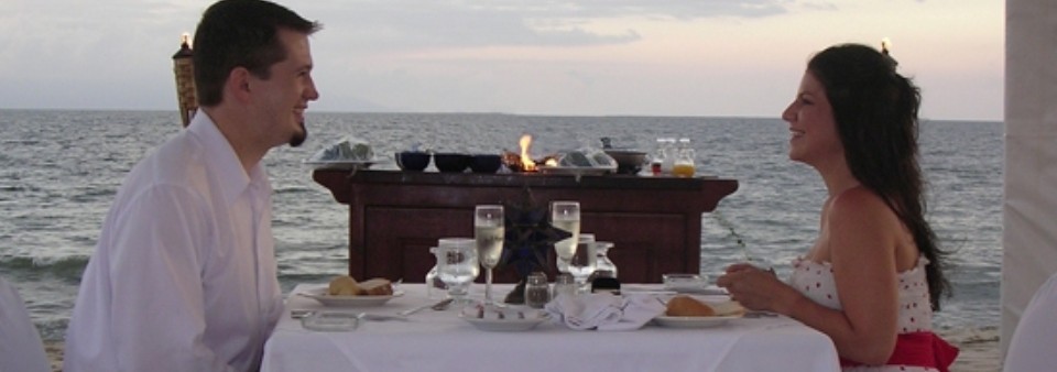 Puerto Vallarta – Engagement Dinner on the Beach